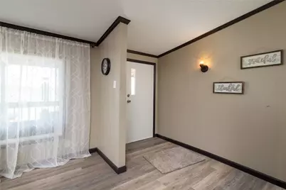 140 Meadow Pond Court, Runaway Bay, TX 76426 - Photo 9