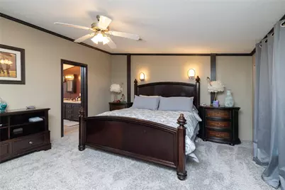 140 Meadow Pond Court, Runaway Bay, TX 76426 - Photo 21