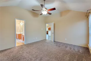 4816 Sapphire Ln, Granbury, TX 76049 - Photo 19