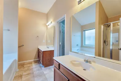 4816 Sapphire Lane, Granbury, TX 76049 - Photo 21