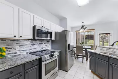 1031 Park Avenue, Carrollton, TX 75006 - Photo 7