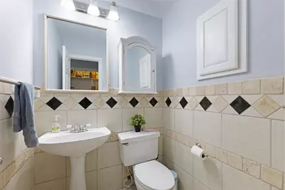 1031 Park Avenue, Carrollton, TX 75006 - Photo 9