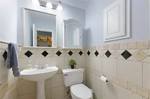 1031 Park Ave, Carrollton, TX 75006 - Photo 9