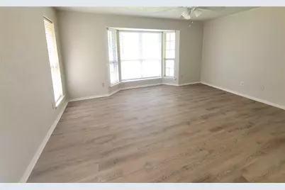 7519 Ravenswood Road, Granbury, TX 76049 - Photo 29