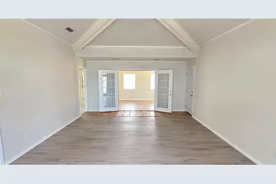 7519 Ravenswood Road, Granbury, TX 76049 - Photo 7