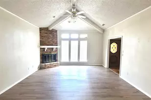 7519 Ravenswood Rd, Granbury, TX 76049 - Photo 3