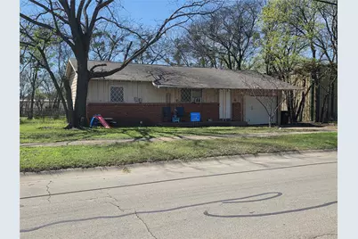 1209 N Anglin Street, Cleburne, TX 76031 - Photo 1