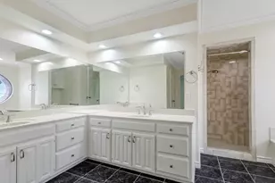 3917 Laurel Ln, Bedford, TX 76021 - Photo 19