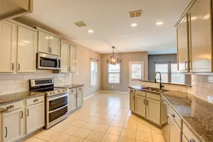 15628 Landing Creek Ln, Fort Worth, TX 76262 - Photo 15