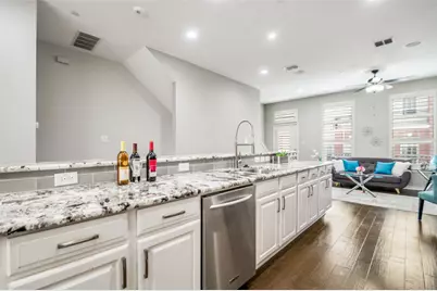 15846 Breedlove Place #152, Addison, TX 75001 - Photo 7
