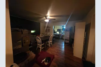 401 W Wilson Street, Cleburne, TX 76033 - Photo 7