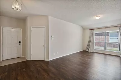 9916 Nixon Drive, McKinney, TX 75072 - Photo 3