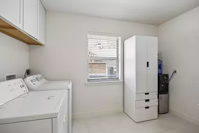 8614 Lockhaven Drive, Dallas, TX 75238 - Photo 17