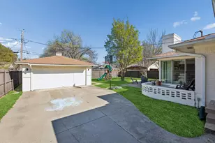 8614 Lockhaven Dr, Dallas, TX 75238 - Photo 27