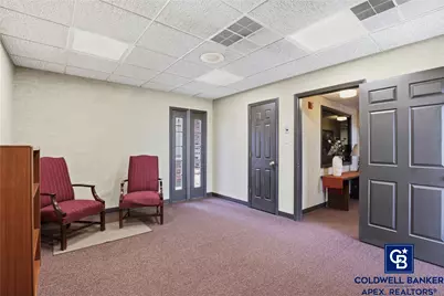 1500 W W Henderson Street, Cleburne, TX 76033 - Photo 15