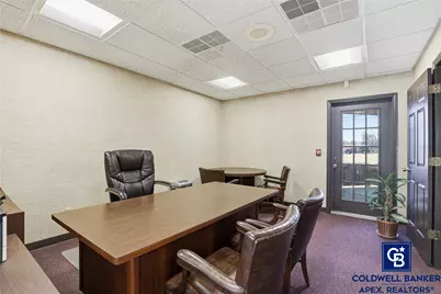 1500 W W Henderson Street, Cleburne, TX 76033 - Photo 11