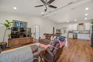 1375 Co Rd 253, Stephenville, TX 76401 - Photo 23