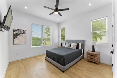 3210 Herbert Street, Dallas, TX 75212 - Photo 27