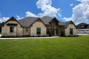 129 Heritage Springs Dr, Weatherford, TX 76087 - Photo 1