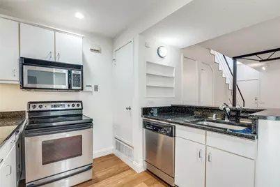 4242 Buena Vista Street #10, Dallas, TX 75205 - Photo 13