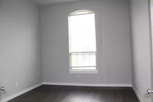 1825 Spoonbill Dr, Little Elm, TX 75068 - Photo 11