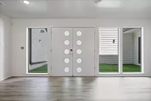 7401 Stillwater Ct, Garland, TX 75044 - Photo 5