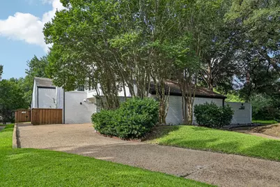 7401 Stillwater Court, Garland, TX 75044 - Photo 3
