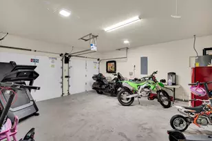 211 Hitt St, Waxahachie, TX 75165 - Photo 27