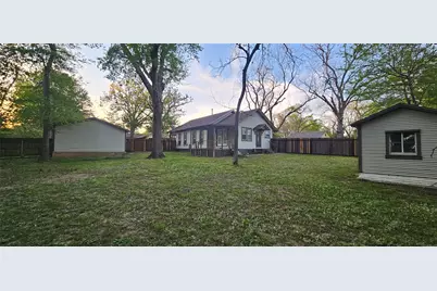 700 S Live Oak Street, Canton, TX 75103 - Photo 27