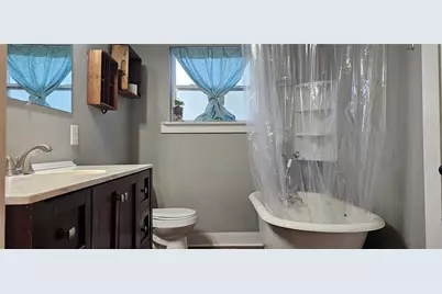 700 S Live Oak Street, Canton, TX 75103 - Photo 15