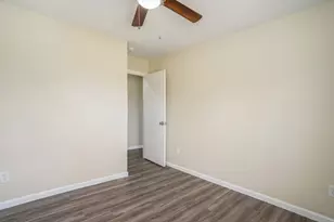 2200 Brookes St, Fort Worth, TX 76105 - Photo 11