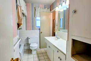 1020 Redbud Ct, Arlington, TX 76012 - Photo 21