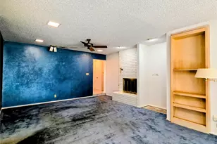 1020 Redbud Ct, Arlington, TX 76012 - Photo 13