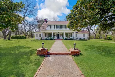 1200 Park Drive, Hillsboro, TX 76645 - Photo 1