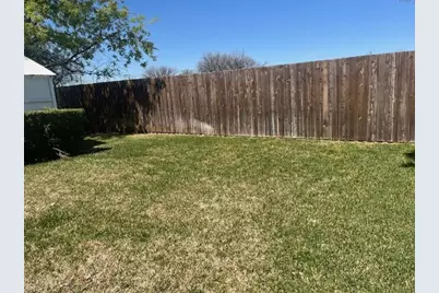 351 Fagg Drive, Lewisville, TX 75057 - Photo 7