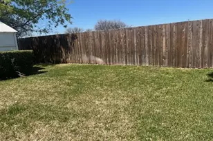 351 Fagg Dr, Lewisville, TX 75057 - Photo 7