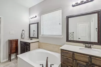 10420 Old Eagle River Lane, McKinney, TX 75072 - Photo 19