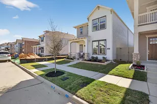 1414 Roundup Wy, Argyle, TX 76226 - Photo 35