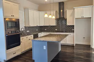 5857 Tory Dr, Grand Prairie, TX 75052 - Photo 9