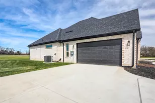 7637 Co Rd 1052, Celeste, TX 75423 - Photo 37