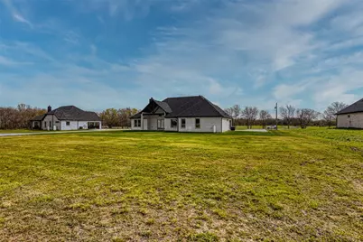 7637 County Road 1052, Celeste, TX 75423 - Photo 35
