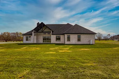7637 County Road 1052, Celeste, TX 75423 - Photo 39