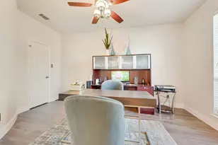 2335 Clark Trail, Grand Prairie, TX 75052 - Photo 9