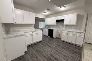 2914 Scottsbluff Dr, Dallas, TX 75228 - Photo 11