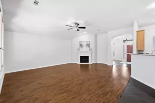 1635 Nightingale Ln, Corinth, TX 76210 - Photo 11