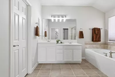 1635 Nightingale Lane, Corinth, TX 76210 - Photo 29