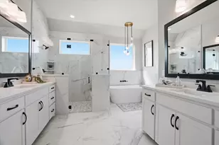 561 Royal Santana, Weatherford, TX 76087 - Photo 23