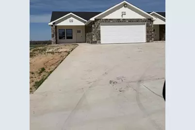 133 Winners Circle #1103, Weatherford, TX 76087 - Photo 1