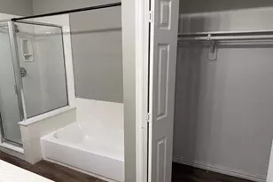 5905 Lake Hubbard Pkwy, Garland, TX 75043 - Photo 15