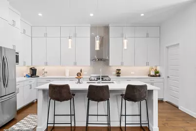 1526 Life Avenue, Dallas, TX 75212 - Photo 9